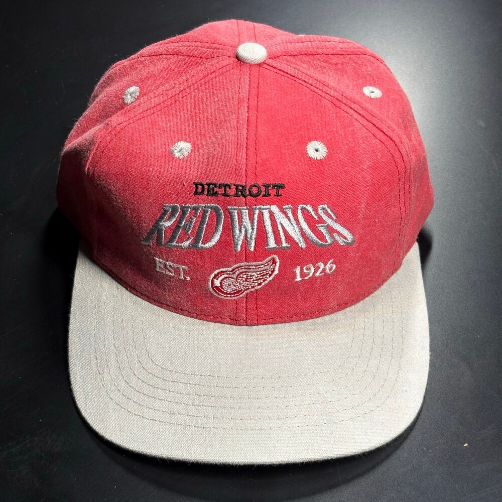 Detroit‎ Red Wings NHL Vintage Fresh Caps Snapback Hat Youth Preowned